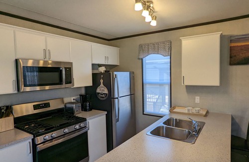 Virgil Cottage | Paradise in Niagara-on-the-lakes at Vine Ridge Resorts.