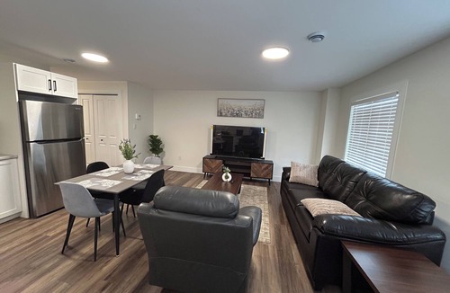 Terra Nova Apartment | Peaceful – A Relaxing 2-Bedroom Home with All the Comforts of Home
