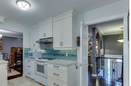 Grimsby House | Peaceful Lakeside Escape Trails & Parks Nearby