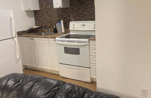 Meadowvale Village House | Peaceful luxury calm 2 bedroom close to Toronto airport, downtown and Malls