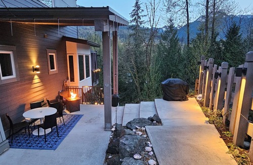 Sardis Apartment | Peaceful River Guest Suite - Forests, Mountains, Hiking, River, Fishing