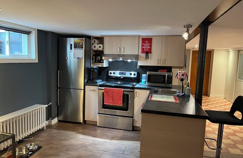 New Toronto Apartment | Pearl’s Place, Cozy-Chic Suite-Steps to the lake.