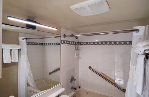 West End Hotel | Penthouse Apartment w/Patio, Harbour & City View