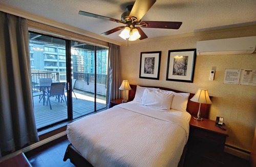 West End Hotel | Penthouse Apartment w/Patio, Harbour & City View