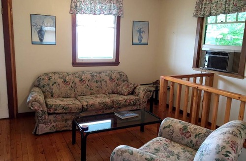 Bayswater House | Picturesque Vacation Cottage with Superb Views near Saint John, New Brunswick