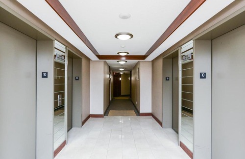 Downtown Mississauga Apartment | PlanURstay - Luxury Condo