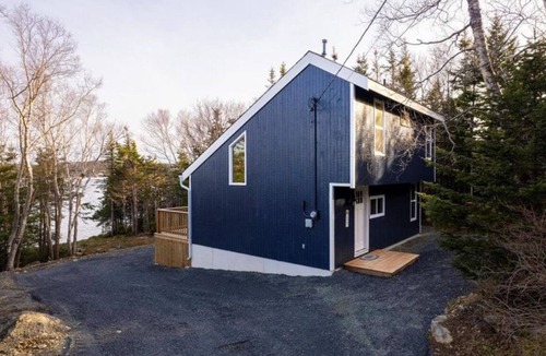 Tors Cove Cabin | Pondside Haven