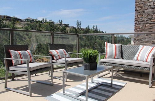 Quail Ridge Condo | Pool-View condo at Pinnacle Pointe Resort-Sleeps 6