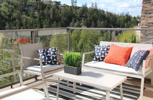 Quail Ridge Condo | Pool-View condo at Pinnacle Pointe Resort-Sleeps 6
