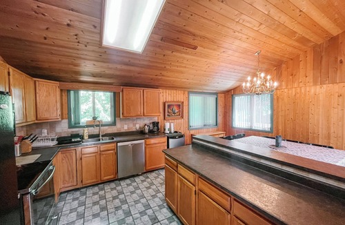 Port Franks House | Port Franks Family Reunion Cottage