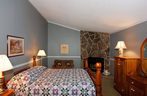 Glen Huron House | Pretty River Valley Country Inn