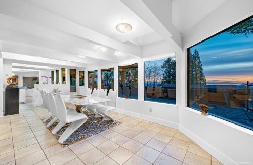 Upper Lonsdale House | Private Bedroom, Bathroom, Shared Outdoor Pool, Hot Tub