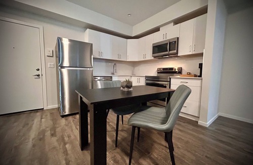 Chilliwack Proper Village West Apartment | Private Condo 2Bdrm 2Bath sleeps 6 Downtown Chilliwack.