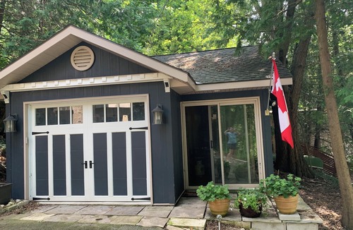 Brockton Cottage | Private Family Lakefront Cottage with Sandy Beach and Sunset Views