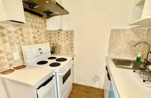 Maple Ridge Condo | Private Guest Suite, Two Parking Spaces