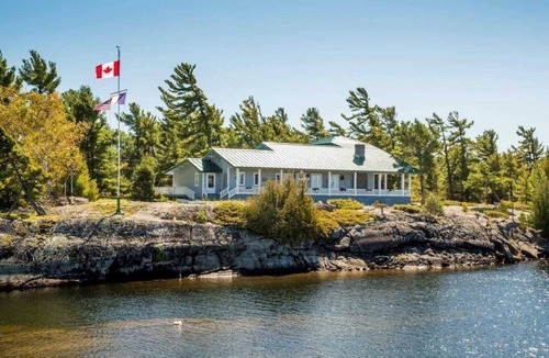 Byng Inlet Cottage | Private Island Retreat on Georgian Bay