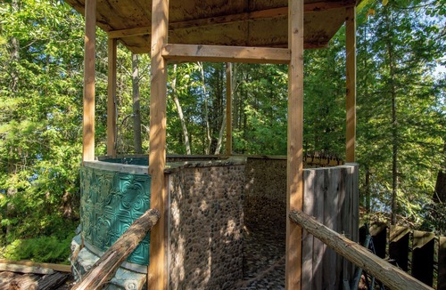 Trent Hills Cabin | Private Island stay. Oak Island on the Trent River.