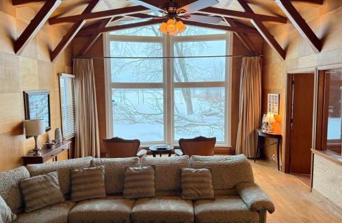 Port Severn House | Private Lakehouse Getaway Hot Tub on the Water
