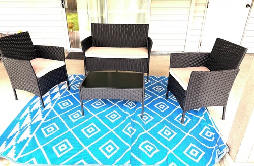 Delta House | Private One Bedroom Private entry 15 min to YVR