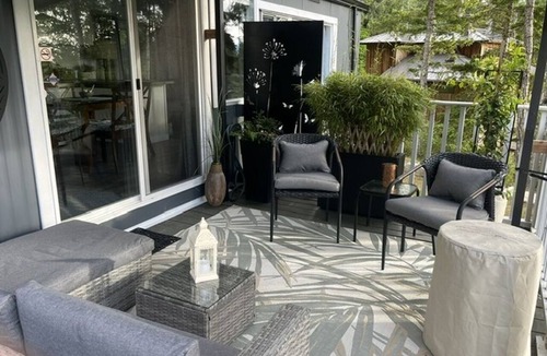 Madeira Park House | Private retreat with Ocean Views, Mountain Scenery and Stunning Sunsets