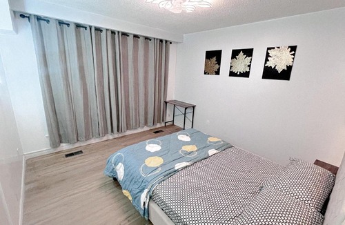 Malton House | Private Room Near Airport D10