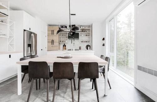 Morin Heights Ski Chalet | Propriété de luxe en pleine nature dans les Laurentides!