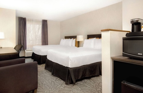 Kingston Hotel | Quality Inn & Suites