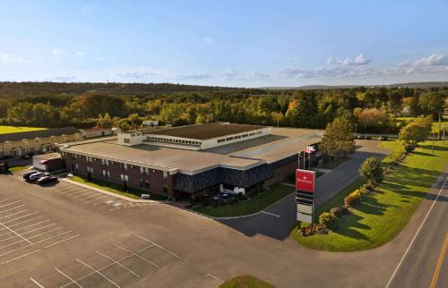Fredericton Hotel | Ramada by Wyndham Fredericton