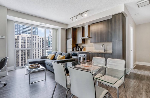 Wellington Place Condo | Rare 3BR 2BA Downtown Toronto Condo | High Floor | Lake View