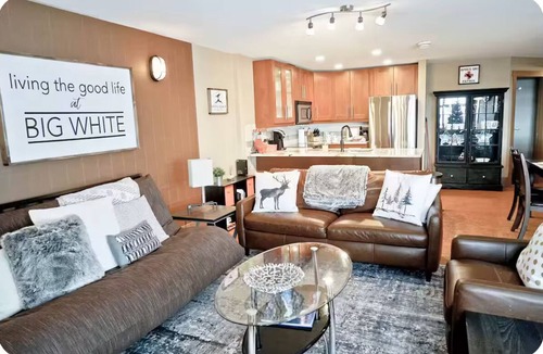 Big White Ski Resort Condo | Raven's Reach in Happy Valley - Private Hot Tub & Shared Pool