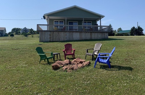 Found Mills Cottage | Rayner's Riverview Cottage - Sharing a piece of our island with you!