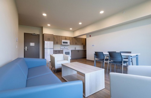 South Pandosy Hotel | Residence & Conference Centre - Kelowna - Campus Accommodation