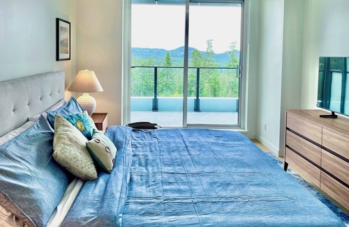 Bear Mountain Resort Condo | Resort living with stunning views of mountains and forests