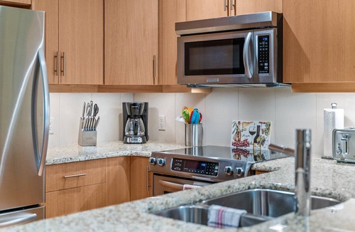 Sicamous Condo | Retreat on Mara Lake. 3 bedroom, 2 bathroom condo with BOAT SLIP and Pool