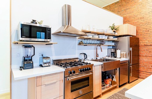 Grand Forks Apartment | Retro Vibe, downtown Grand Forks