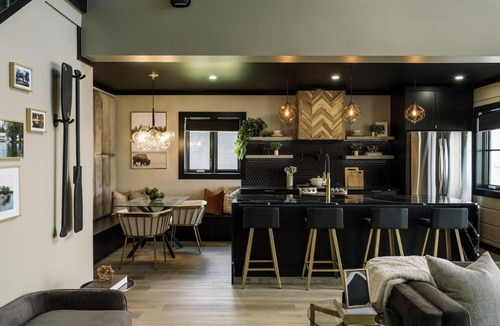 Trent Hills House | Riverside Cabin 2 A chic riverside retreat.
