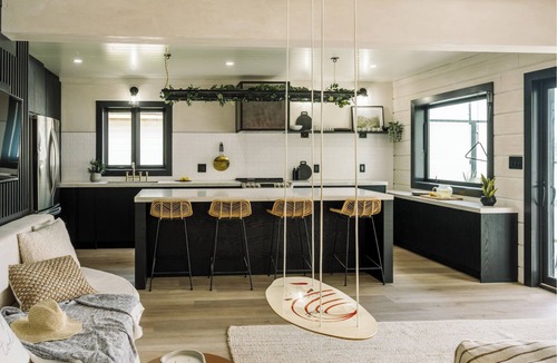 Trent Hills House | Riverside Cabin 3 A modern relaxed getaway
