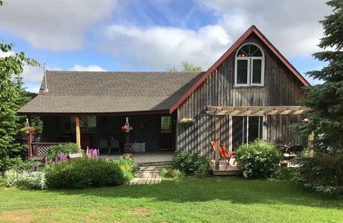 New London Cottage | Riverview Retreat - Private, Picturesque, Yet Close To Cavendish Fun