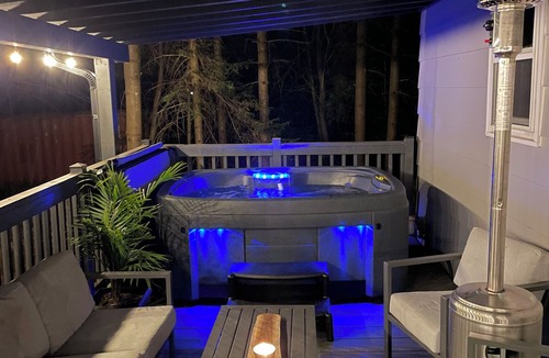 Seguin Cottage | Roberts Landing