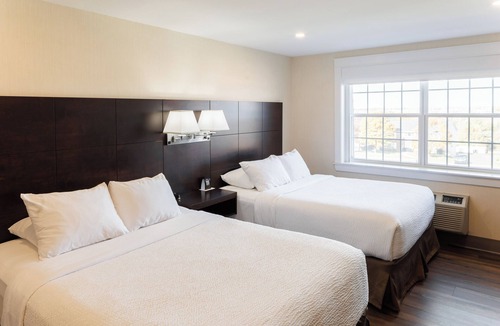 Charlottetown Hotel | Rodd Royalty