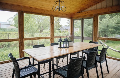 Bloomfield House | Rosebend Farmhouse Bloomfield Hot Tub 4 Bedrooms
