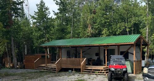Manitoulin District Other | Rustic cozy couples summer stay