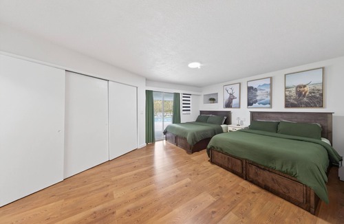 Langley Other | Rustic Farm House with Pool , Hot Tub and Sauna - Events Allowed