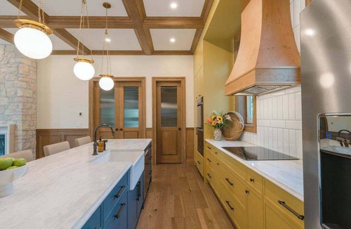 Revelstoke House | Samson House