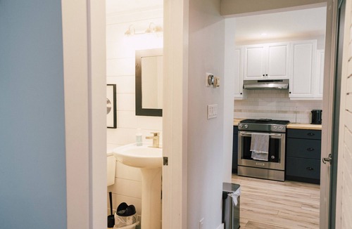 West Lake House | Sandbanks Escape (5 min drive) on Sheba’s Island | Pet-Friendly Cottage
