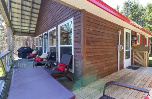 St. Martins Ski Chalet | Sandstone Chalets overlooking the Bay of Fundy - SERENITY