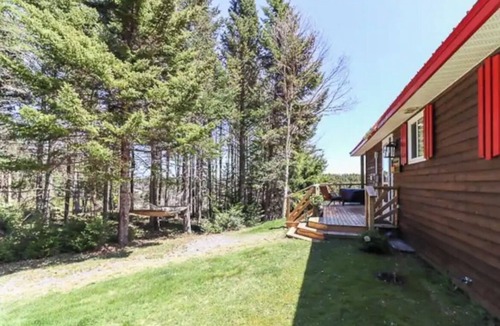 St. Martins Ski Chalet | Sandstone Chalets overlooking the Bay of Fundy - SERENITY