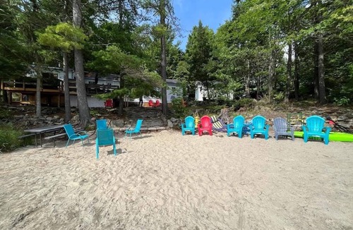 Georgian Bay Cottage | Sandy beach in the heart of Muskoka