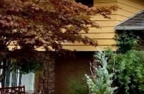 Port Alberni House | Scenic Country Home | Sleeps 12 Pet friendly, Port Alberni