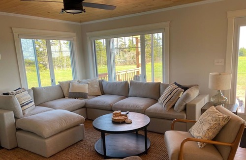 Souris House | Seabreeze Beach Retreat